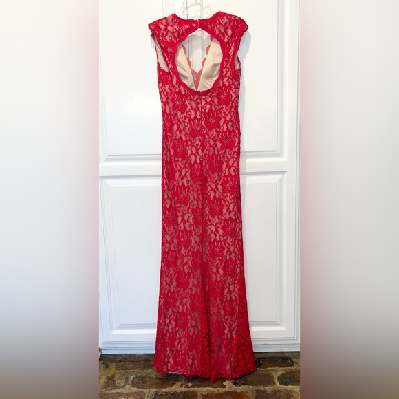 Xscape Red Floral Lace Asymmetrical Dress - Picture 5 of 7